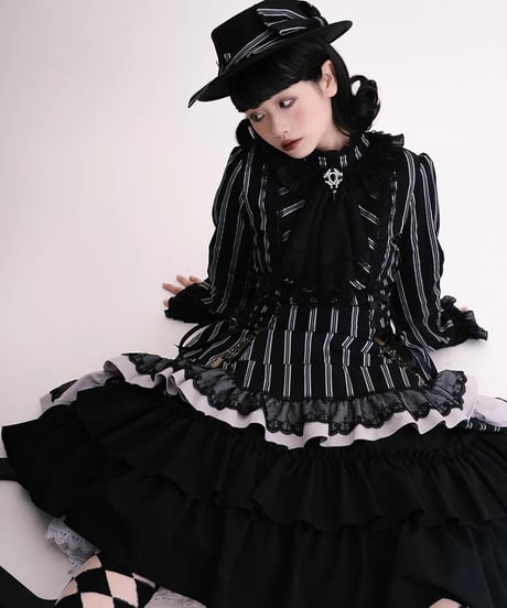 Miss Point / Point Manor クラシックロリィタ 黒白ストライプSP版 長袖ワンピース、コルセットスカート  [LO622]