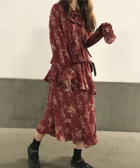 小花柄 かぶせ段々 フリルドレス シフォン ボウタイロングワンピ―ス [OP139]