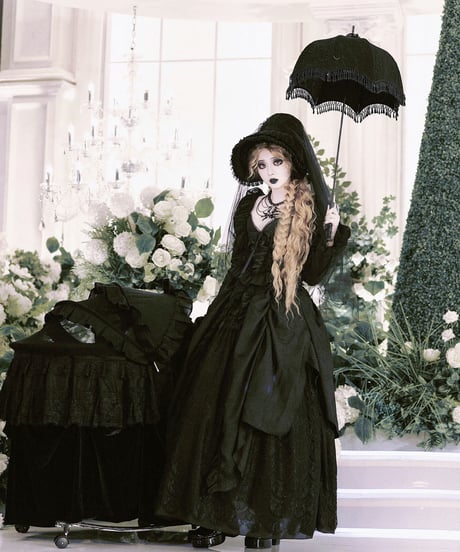 VantablackStudio / 蜘蛛夫人 婚礼 ブラウス＋スカート [LO1038]