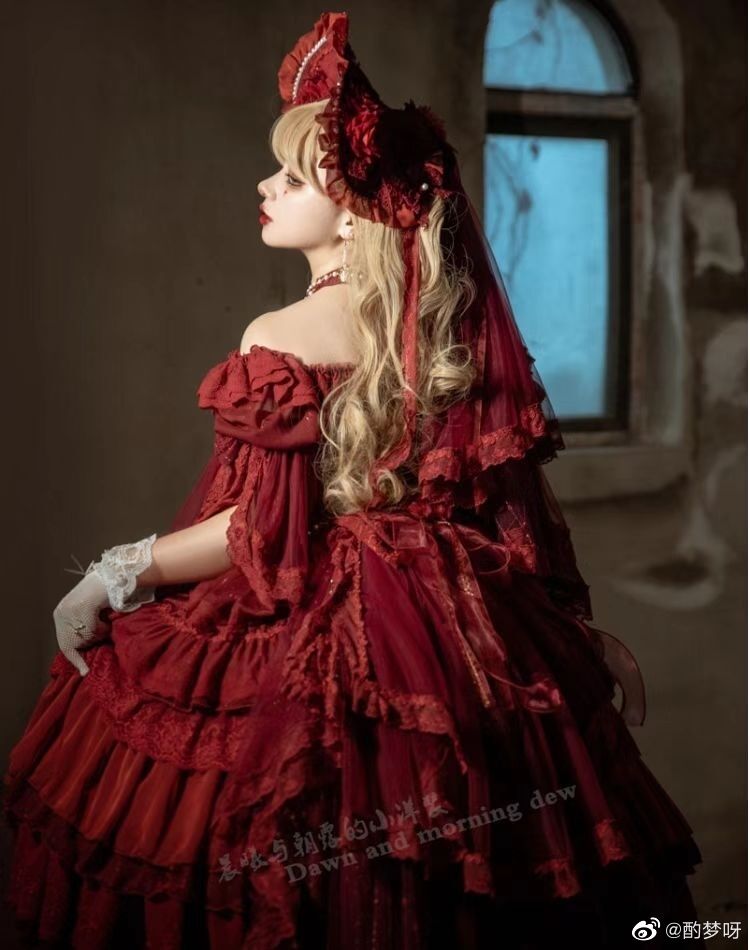 ELVIRAエルヴィラワインレッドファージャケット