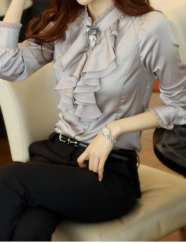 大きな胸元フリル サテン 長袖 ブラウス XXL [BL57] | Roses on the