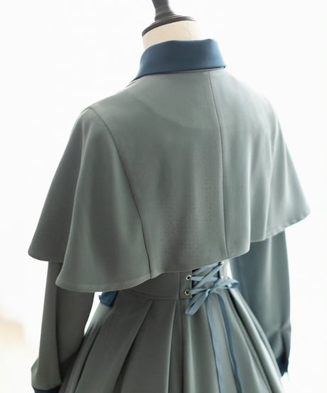 Forest Wardrobe 杉の森 ケープ付きコートワンピース [LO935]