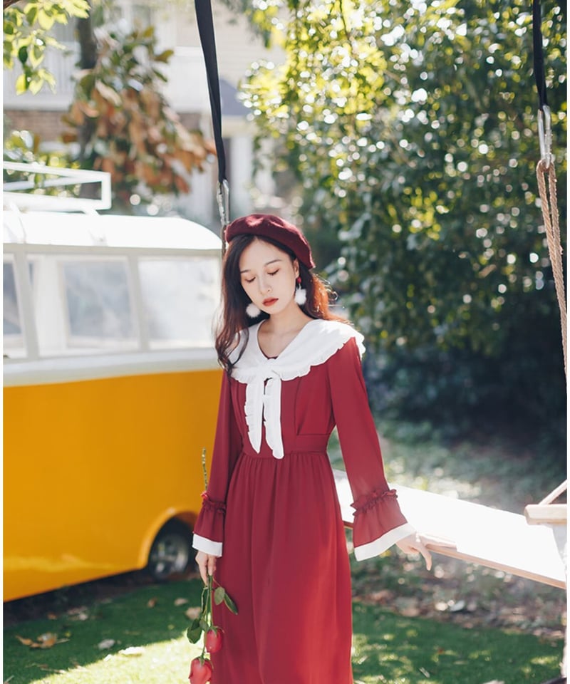 レッド 大きな白いフリルのセーラー風ドールカラー シフォンロング