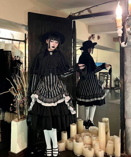 Miss Point / Point Manor クラシックロリィタ 黒白ストライプSP版 長袖ワンピース、コルセットスカート  [LO622]