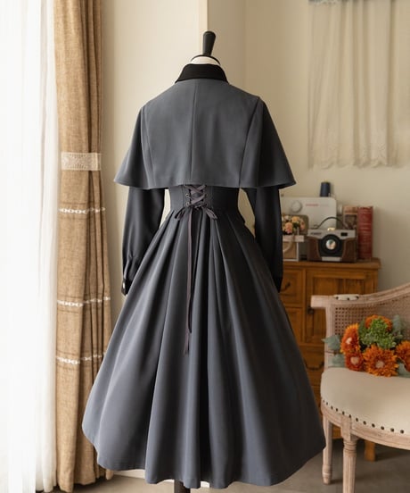 Forest Wardrobe 杉の森 ケープ付きコートワンピース [LO935]
