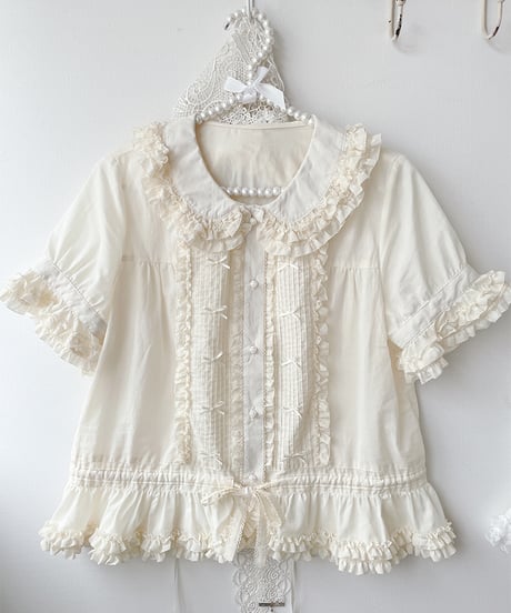 SweetDreamer リトル・ドリット5.0 細かいピンタックとリボン ブラウス、スカート [LO200]