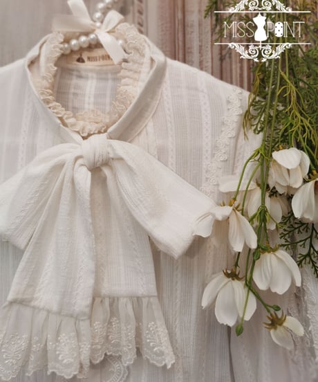 ボーンチャイナ花瓶 クラシックロリィタ ブラウス [LO244]