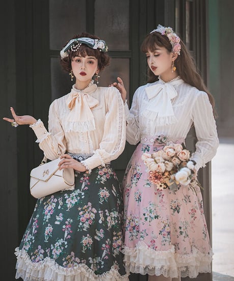 ボーンチャイナ花瓶 クラシックロリィタ ブラウス [LO244]