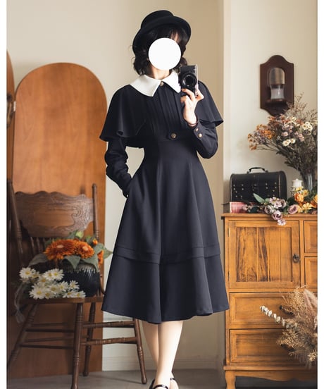 Forest Wardrobe 森林のアンティークチェスト ケープ付きワンピース [LO1286]