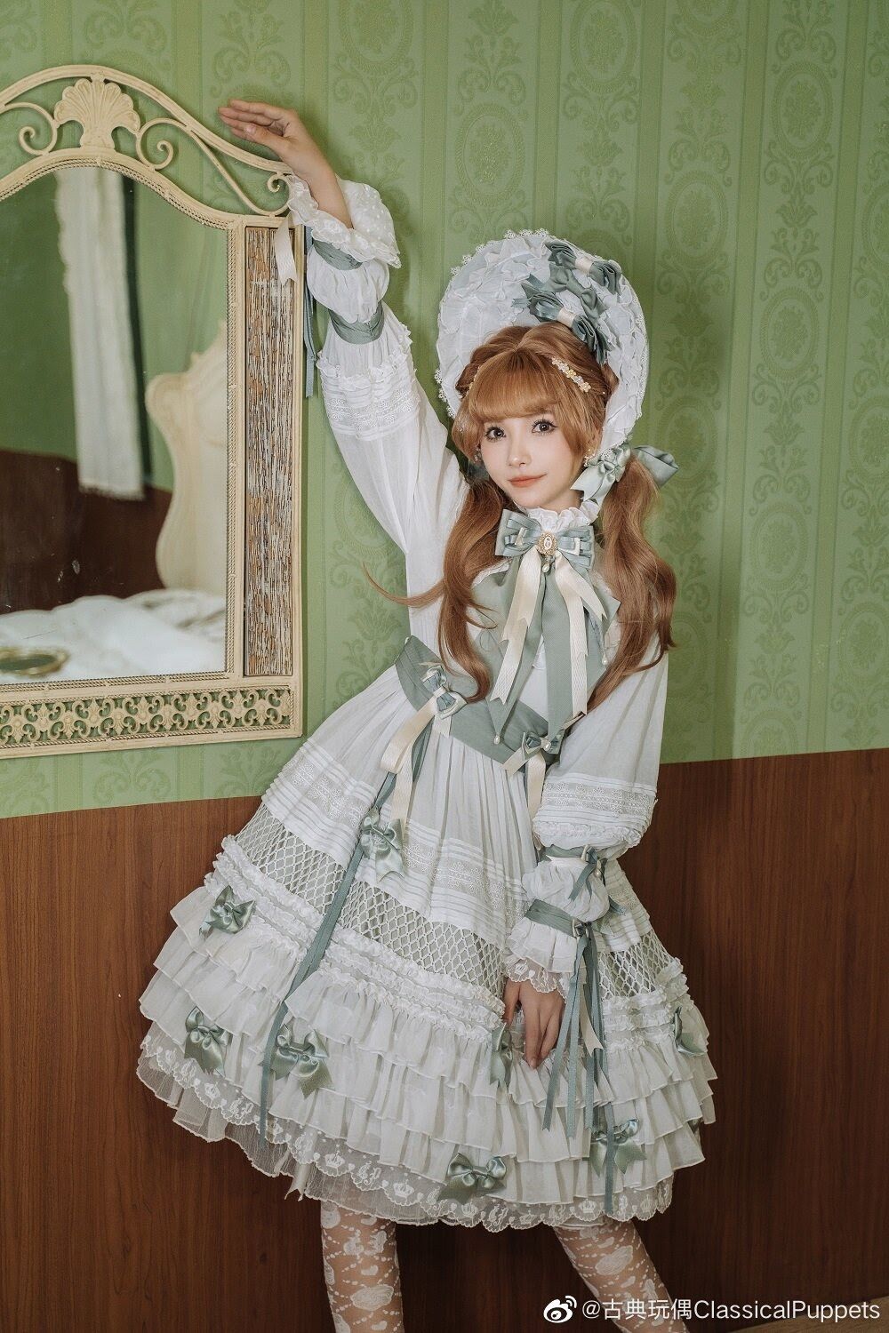 Classical Puppets 少女人形 十女 The Dolly Girl 植物園バージ