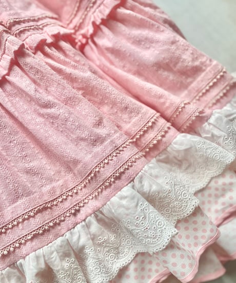 la poésie de camélia いちご 刺繍ロリィタ ワンピース ロング [LO474]