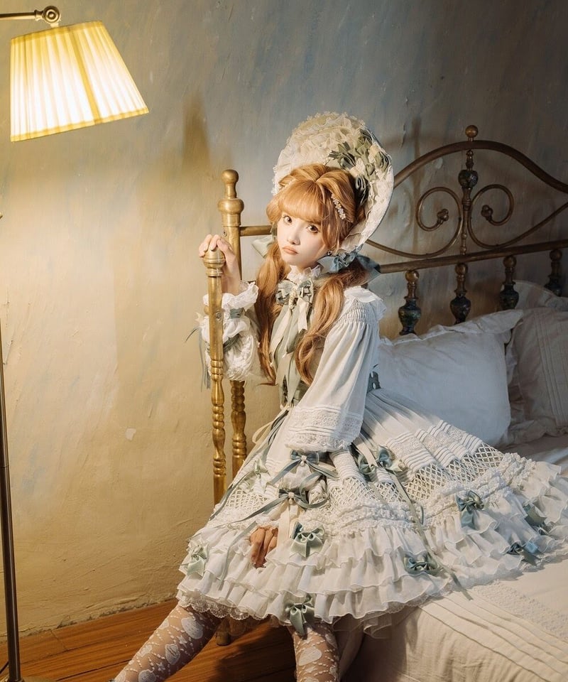 Classical Puppets 少女人形 十女 The Dolly Girl 植物園バージ