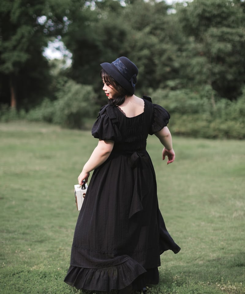 新品未使用✨ロサーセン ROSASEN 裏起毛 中綿キルト ワンピース L 黒 ラナン RANAN ＜裏起毛＞シンプルバックスリットワンピース （ブラック