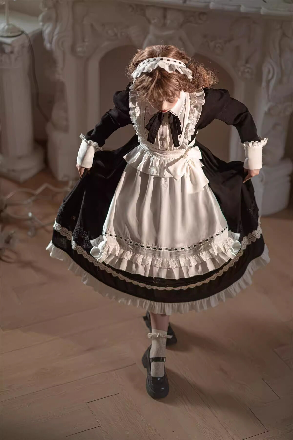 【週末限定値下げ】ロイヤルラフィーネメイド服　アンティークローズ ロイヤルラフィーネメイド服