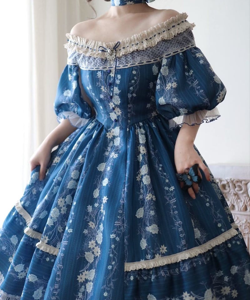 Neo Ludwig / 2026 under the Rose ロリィタドレス ケープスリー