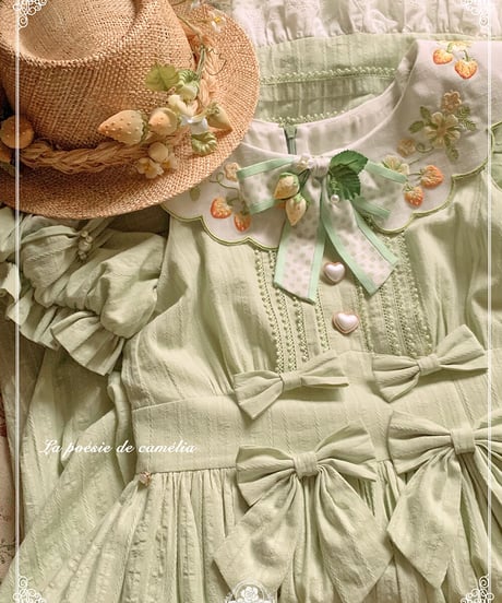 la poésie de camélia いちご 刺繍ロリィタ ワンピース ロング [LO474]