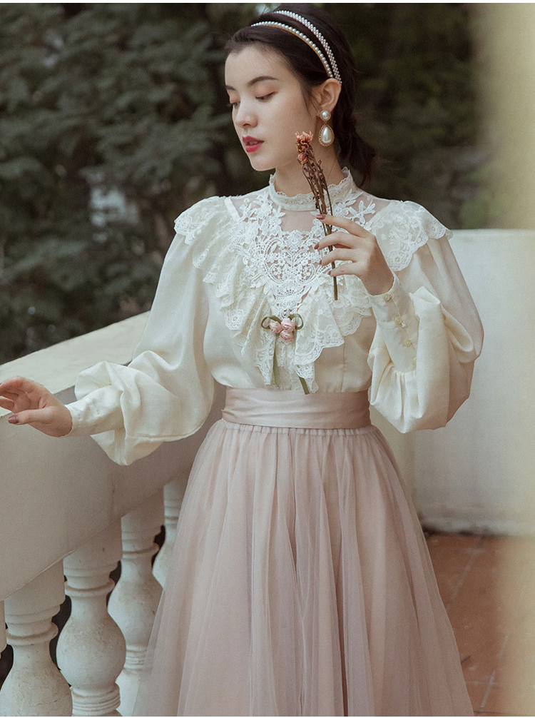 アイボリー アンティーク風 レーススタンドカラー ロングカフス