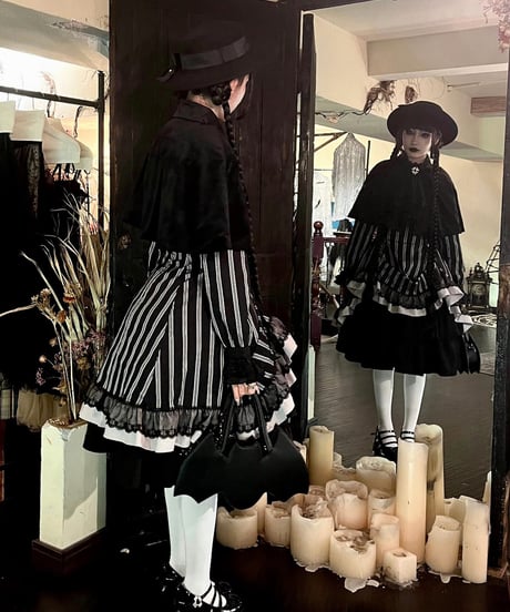 Miss Point / Point Manor クラシックロリィタ 黒白ストライプSP版 長袖ワンピース、コルセットスカート  [LO622]