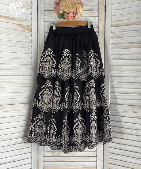 Miss Point / ミスポイントの花園 刺繍段々スカート [LO1473]