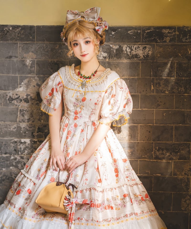 Neo Ludwig / 2026 under the Rose ロリィタドレス ケープスリー