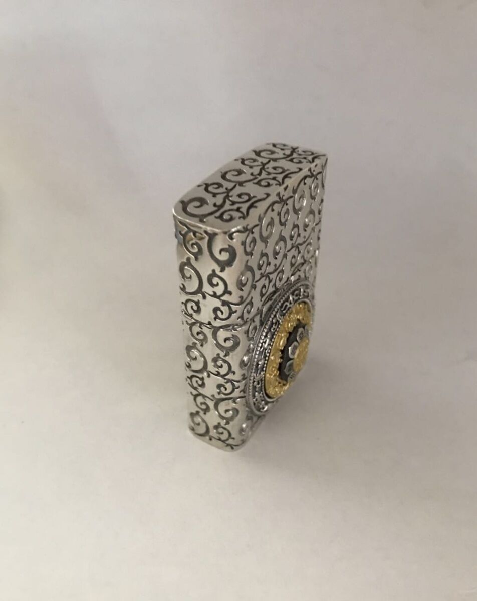 シルバー925のオイルライターになります！