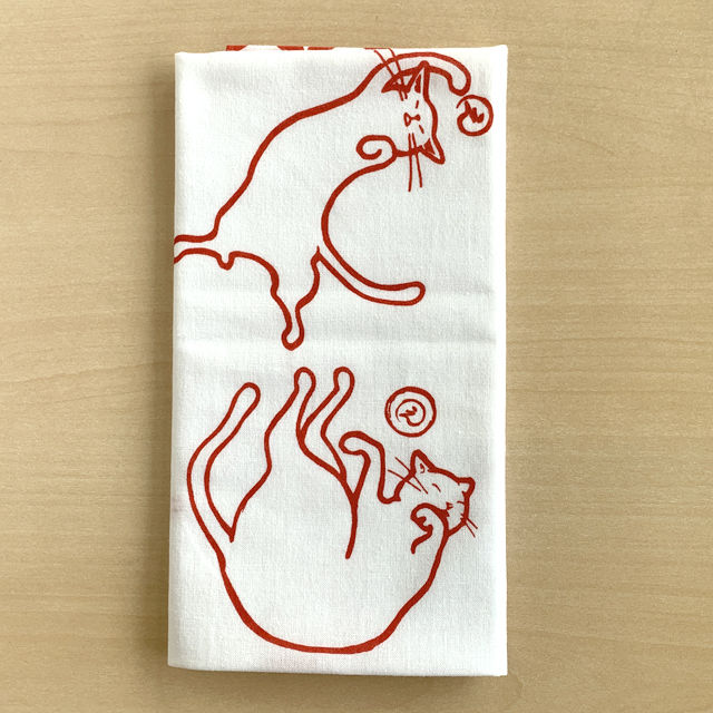 型染めタペストリー　招福張子犬尽くし　麻100％ 日本製 開運招福 張子犬 型染めタペストリー 招福張子犬尽くし 麻100％ 日本製 開運招福 張子犬