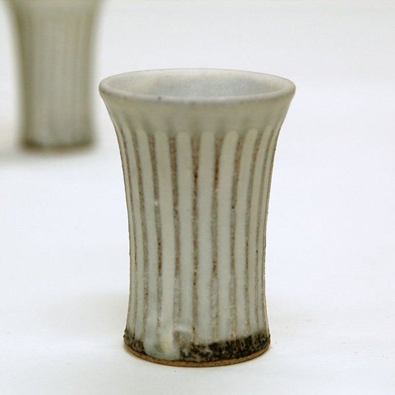 木村計四郎作　笠間焼　炭化抹茶碗　完全笠間粘土 笠間焼 / 鎬（しのぎ）のグラス | 和の雑貨 えん