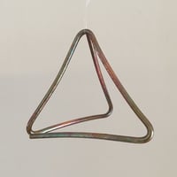 北山トライアングル ペンダントトップ 北山トライアングル ペンダント トップ 6cm【赤い巾着付き