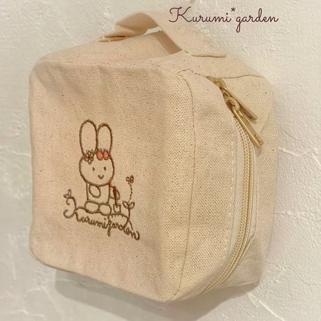 うさみみちゃんの可愛いポーチ♡