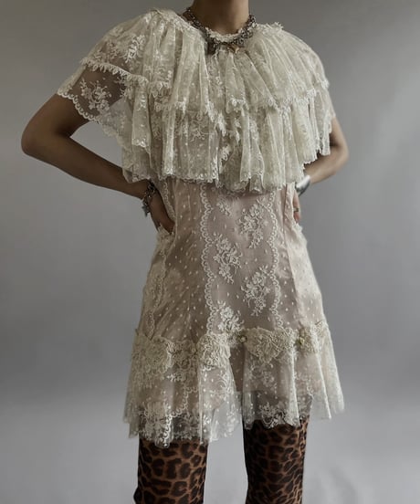 【USED】BRYAN and JOHNNY N/S Lace Patterned One-Piece /240421-007