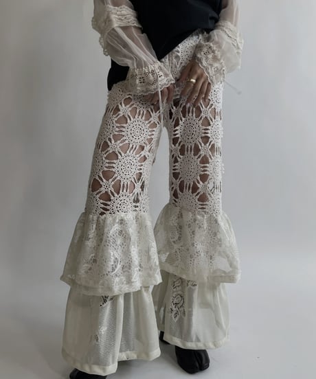 【RE;CIRCLE】 RE Crochet Lace Tiered Pants / 220427-044