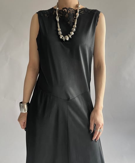【USED】 Made in ITALY Lace Patterned Sheer N/S One-Piece /241214-006