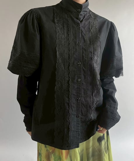 【USED】 Lace Pattern Sleeve Design Blouse  /251012-005