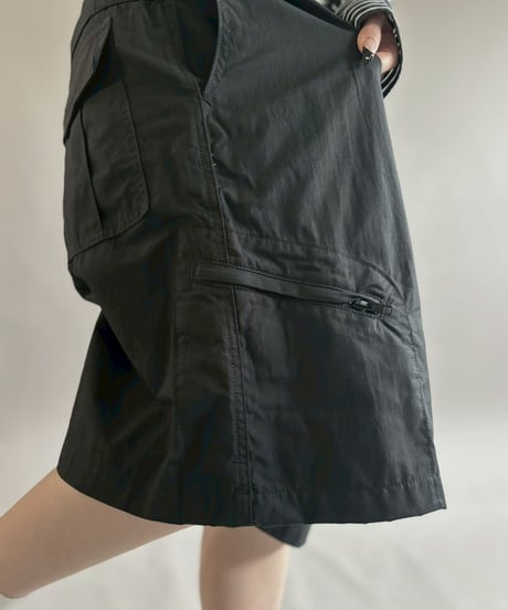 【USED】 194 Gimmick Nylon Cargo Shorts / 260321-004