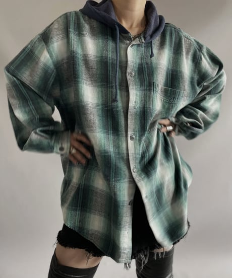 【USED】 Ombre Check Flannel Hoodie Shirt/ 231014-024