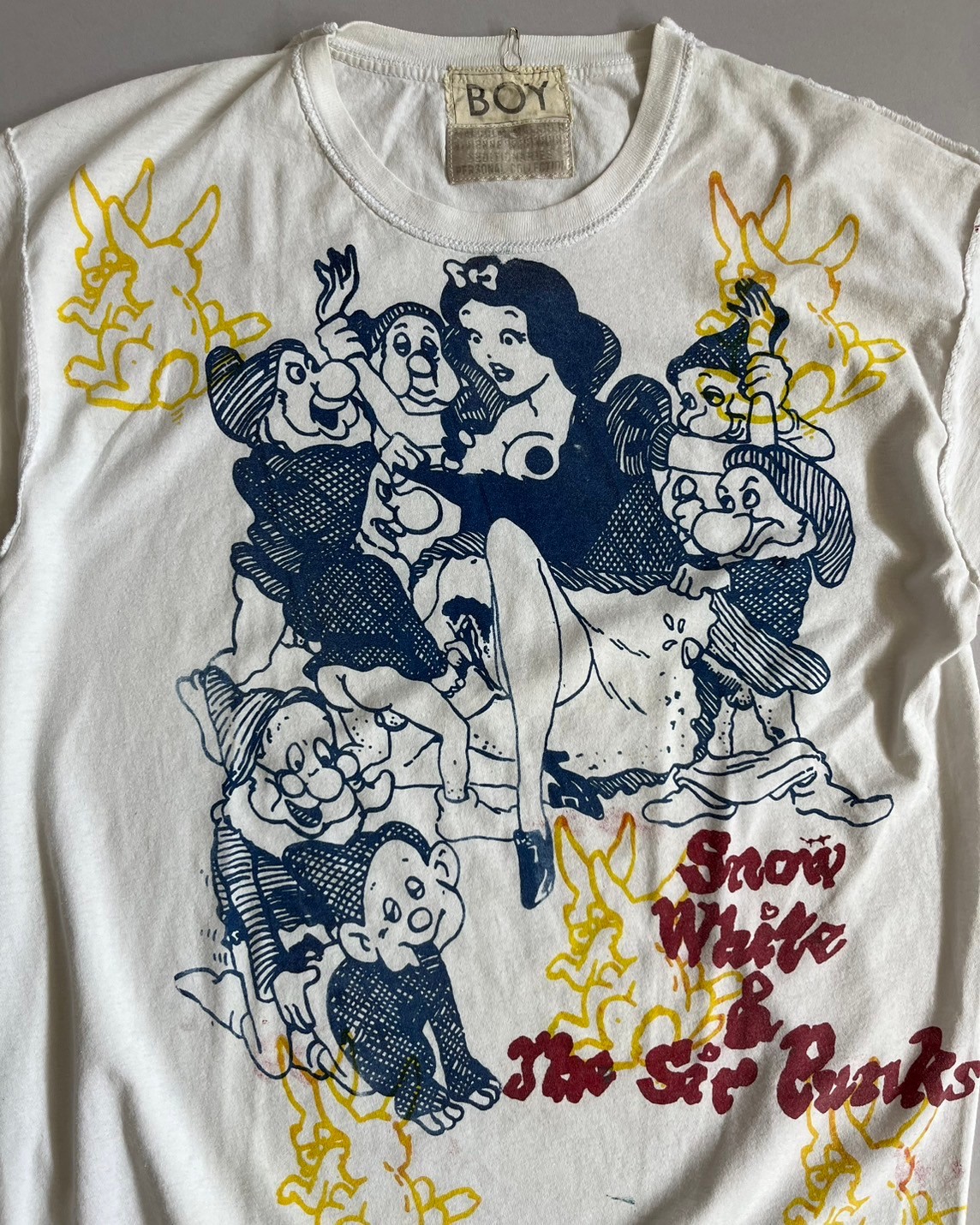 USED 】BOY SEDITIONARIES 白雪姫 T-Shirt /240429-11 USED 】BOY SEDITIONARIES 白雪姫 T-Shirt /240429-11
