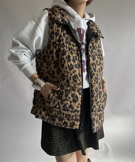 【USED】  GAP Leopard Patterned Vest /241214-020