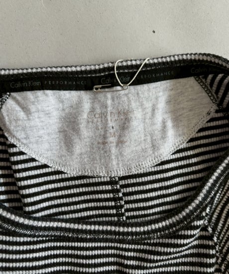 【USED】 Calvin Klein Design Bolder Top / 260314-009