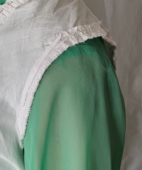 【USED】  White Cotton Tyrol Blouse/210407-022