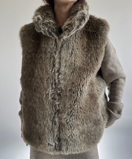【USED】 Fake Fur Vest /250104-031