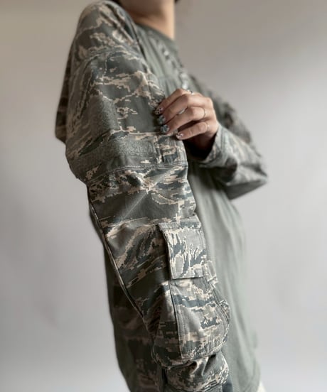 【USED】 Military Camo L/S Top /250412-035