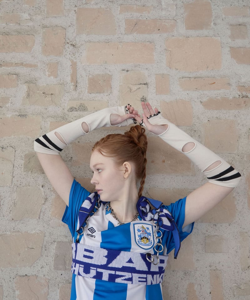 NEW】Chinatsu Aoyama × UMBRO Leg Warmer Off Whi