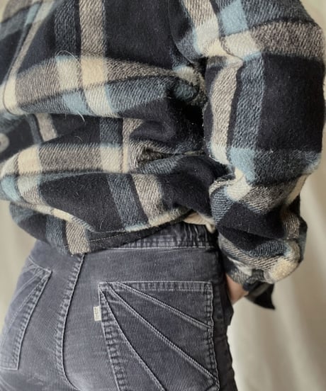 【USED】 Levi's Flare  Corduroy Pants①/ 220120-040