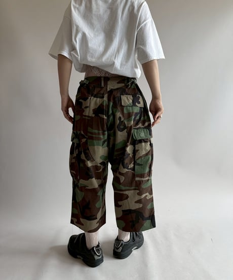 【USED】 Fruit of the Loom Person Print T-Shirt / 250719-011