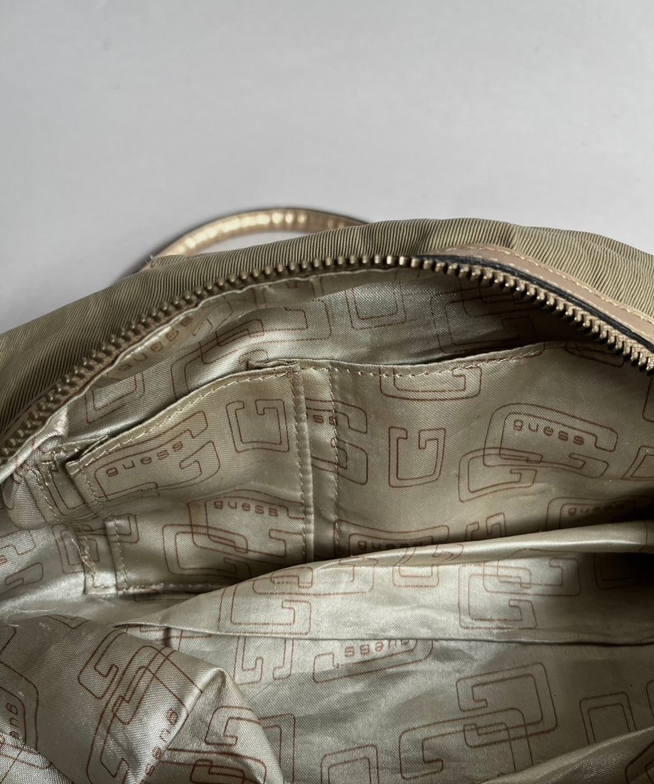 6700eba42dbf2b22d337f099