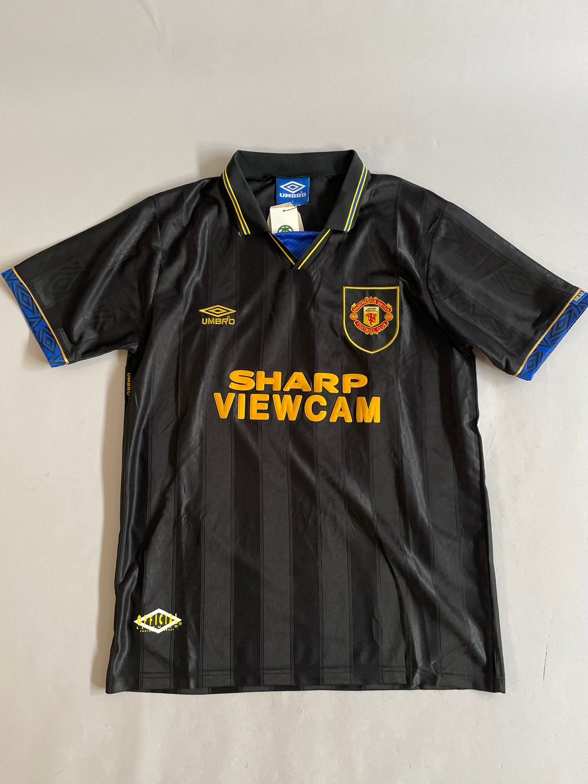 USED】UMBRO MANCHESTER UNITED Soccer Shirt /24 USED】UMBRO MANCHESTER UNITED Soccer Shirt /24