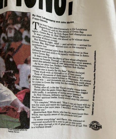 【USED】 97's Hanes American Football Newspaper T-Shirt / 260607-008