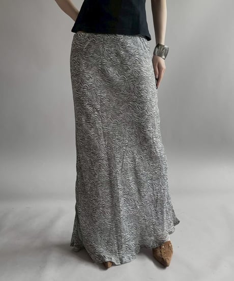 【USED】 Zebra Pattern Long Skirt /260418-036