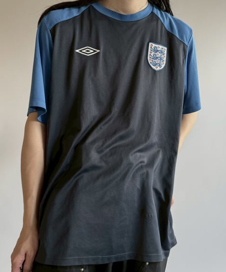 【USED】 UMBRO ENGLAND Soccer Shirt/ 250607-047