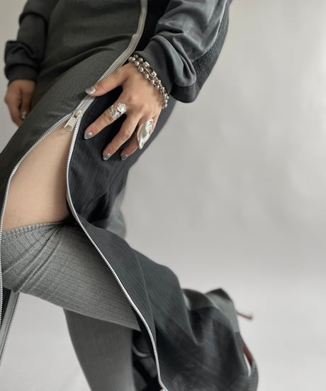 【RE;CIRCLE】 Re Front Zip Skirt/ 241003-006